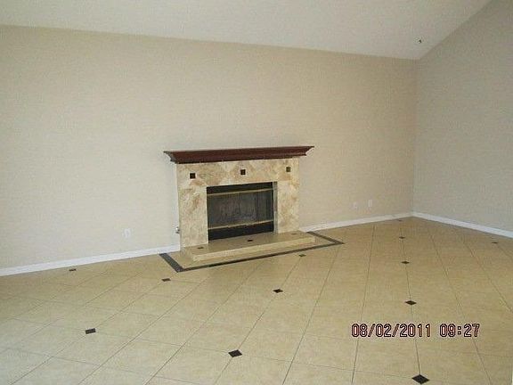 3rd image of 2522 Foxwood Ct