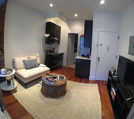 Rented by Exit Realty Landmark | media 17