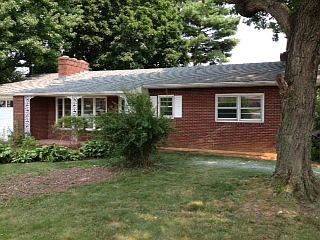 1st image of 130 Pangborn Blvd