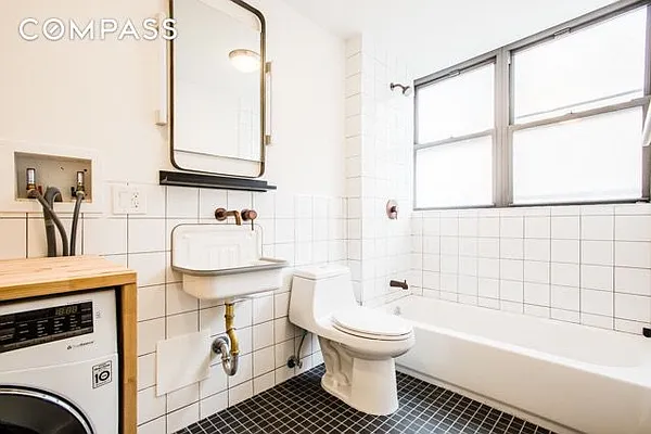 Rented by Compass | media 28