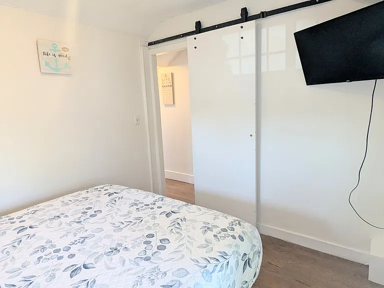 11 Cottage Ave #2 — Photo 6