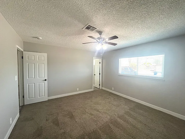 3801 Valley Forge Ave — Photo 40