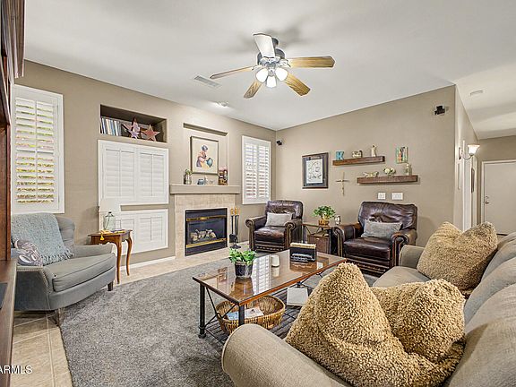 5th image of 5296 W VILLAGE Drive
