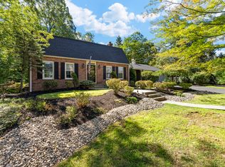 4 Johnson Dr, New Providence, NJ 07974