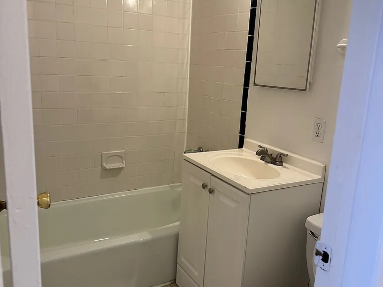 564 Atlantic Ave #4A — Photo 8