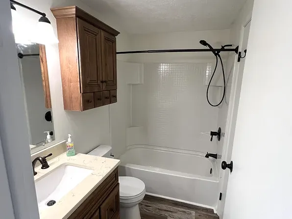 1630 Jefferson Ridge Dr #1, Clairton, PA 15025