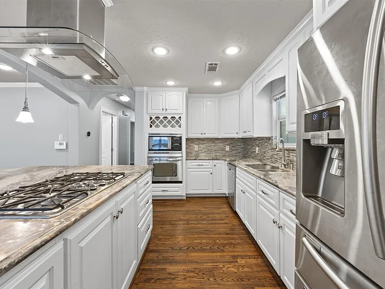 1705 Althea Dr — Photo 11