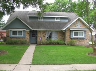 15518 Baybrook Dr, Houston, TX 77062