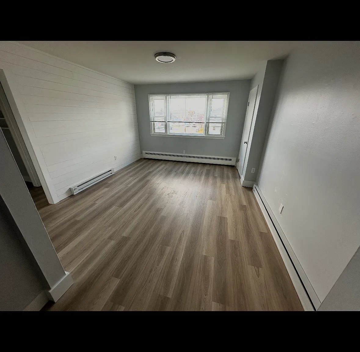 1 bed, $2,100 — Photo 3
