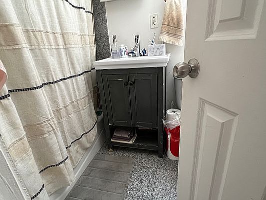 5th image of 32 Leroy St APT 7