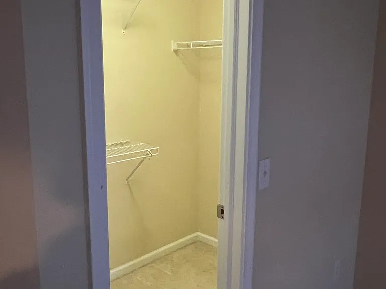 3522 Golden Gate Dr N — Photo 26