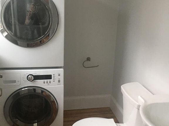 4th image of 15 Ashland St #17-03