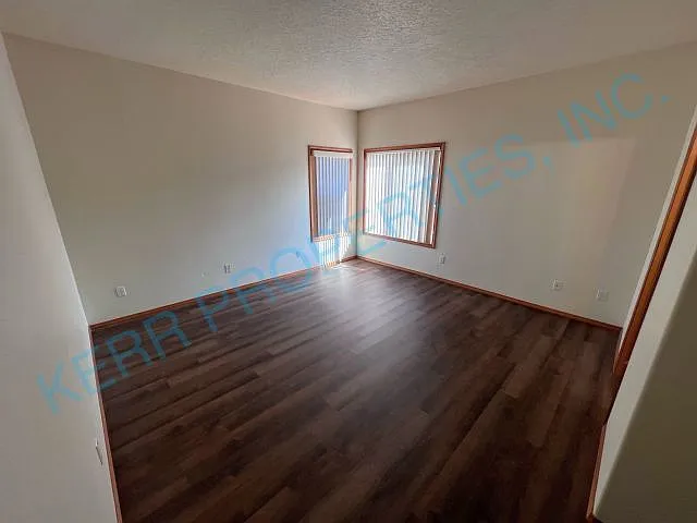 3794 NE Fairview Lake Way — Photo 9