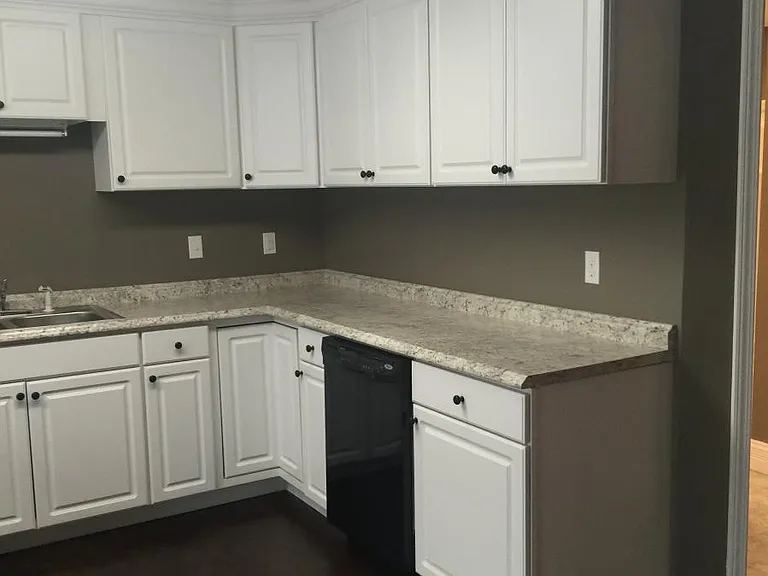 404 Georgia St #GROUND — Photo 2