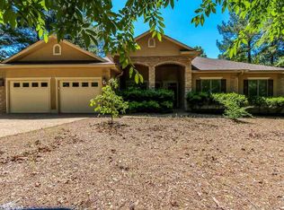 212 Pizarro Dr, Hot Springs Village, AR 71909