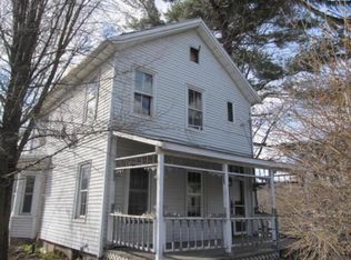 53 North Rd, Lloyd, NY 12528