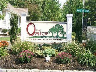 1st image of 28 White Oak Ct