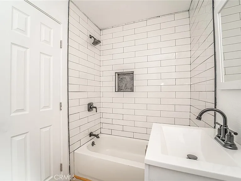 872 Hill — Photo 29