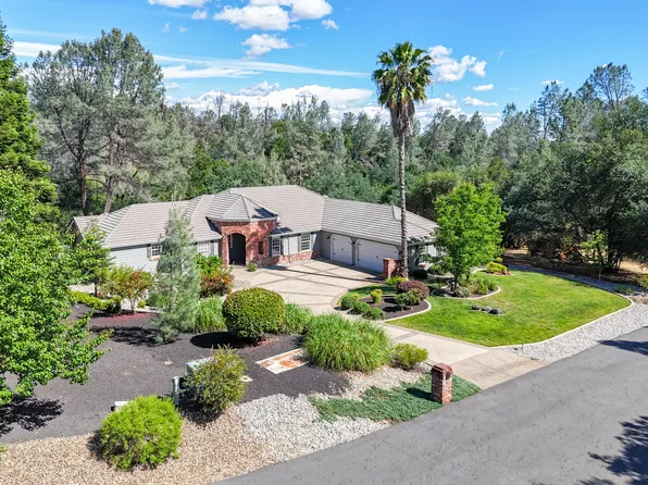13477 Tierra Heights Rd, Redding, CA 96003