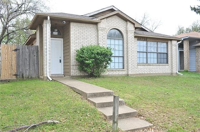 1st image of 10756 Water Oaks Dr