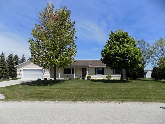 2nd image of 207 Mulberry Dr