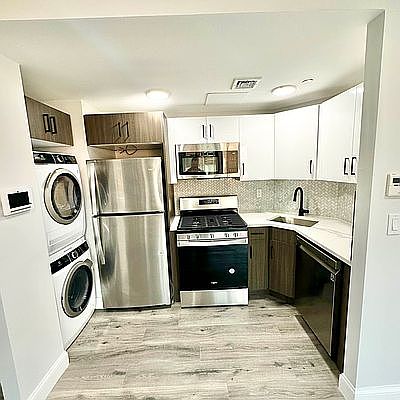 2nd image of 133 Stanhope St #3C