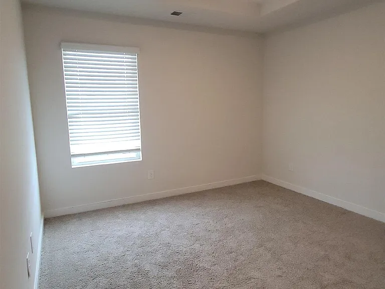 7203 Chatfield Way NW — Photo 37