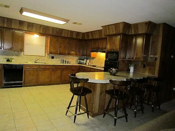5th image of 13015 Maplewood Ln