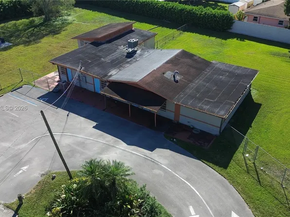 10450 NW 19th Ave, Miami, FL 33147