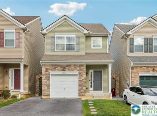 2201 Huntington Ln, Easton, PA 18040