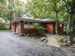 823 Lacrosse Ct, Wilmette, IL