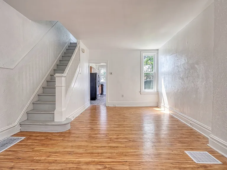 1412 Herr St — Photo 7