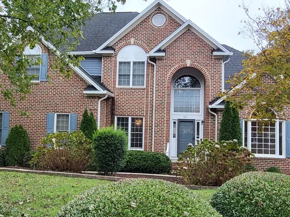 101 Pine Stroll Dr, Cary, NC 27519