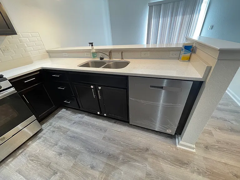 4024 Trenwith Ln — Photo 11