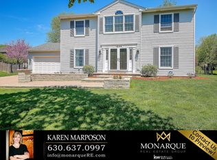 1335 Crestwood Ct, Naperville, IL 60540