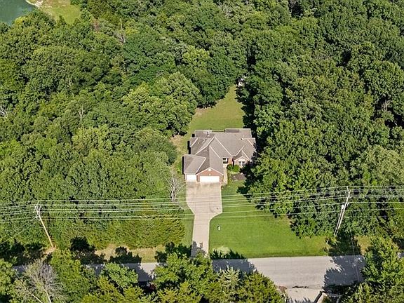 2nd image of 8565 Waverly Rd