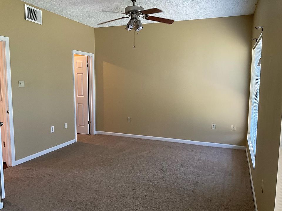 2nd image of 5109 Nicholson Dr #B7