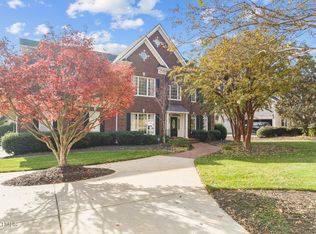 204 Oxford Mill Ct, Cary, NC 27518