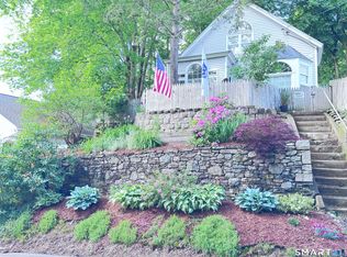 16 Franklin Street, Putnam, CT 06260