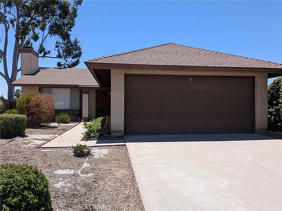 2nd image of 22665 Ashford Cir