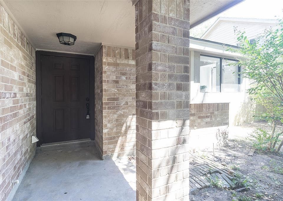 1st image of 5314 Pine Cliff Dr