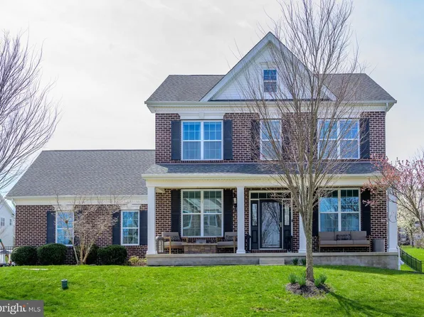 187 Pennland Farm Dr, Perkasie, PA 18944