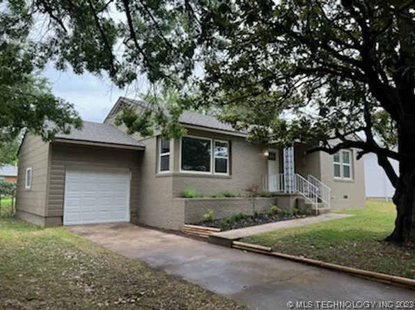 4217 E 24th St, Tulsa, OK 74114