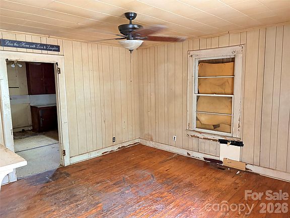 3rd image of 1286 Elmwood Ave