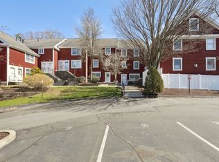 7 Dean St #1-109, Danbury, CT 06810