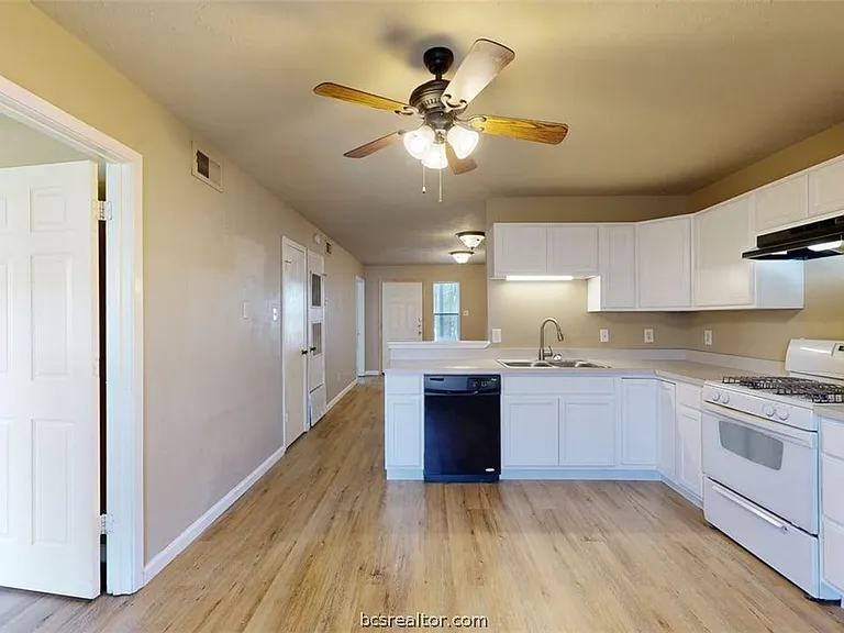 805 San Pedro Dr #B — Photo 9