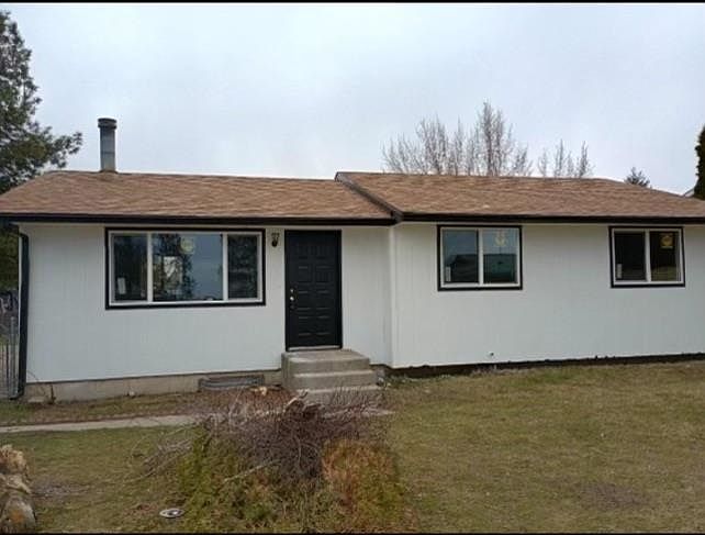 1st image of 16818 W Lakeside Dr