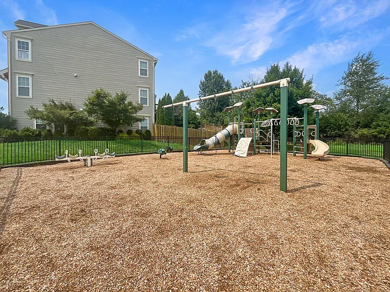 43450 Hopestone Ter — Photo 31