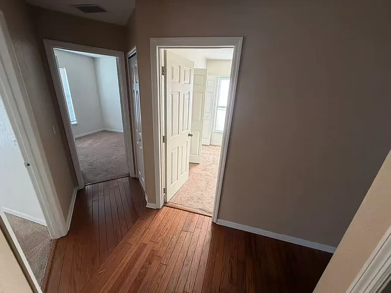 717 Cockatoo Ct — Photo 3