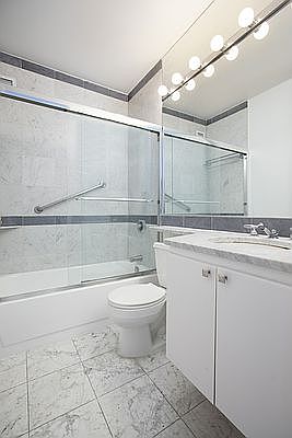 4th image of 500 W 43rd St APT 5H